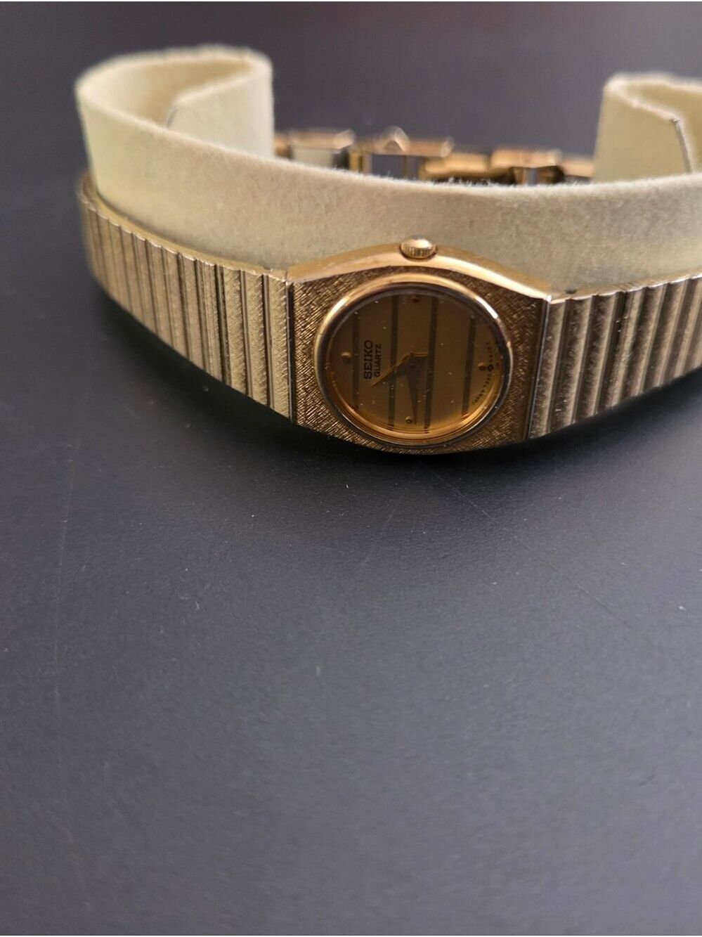 Vintage Seiko SX Watch Women Gold Tone Gold Dial 18mm Round - Picture 11 of 13